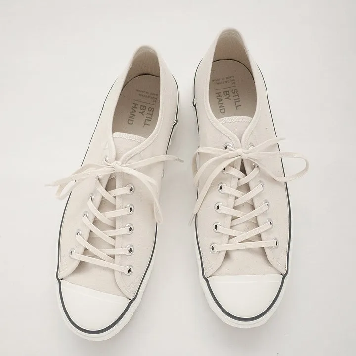 GD00211 SNEAKERS