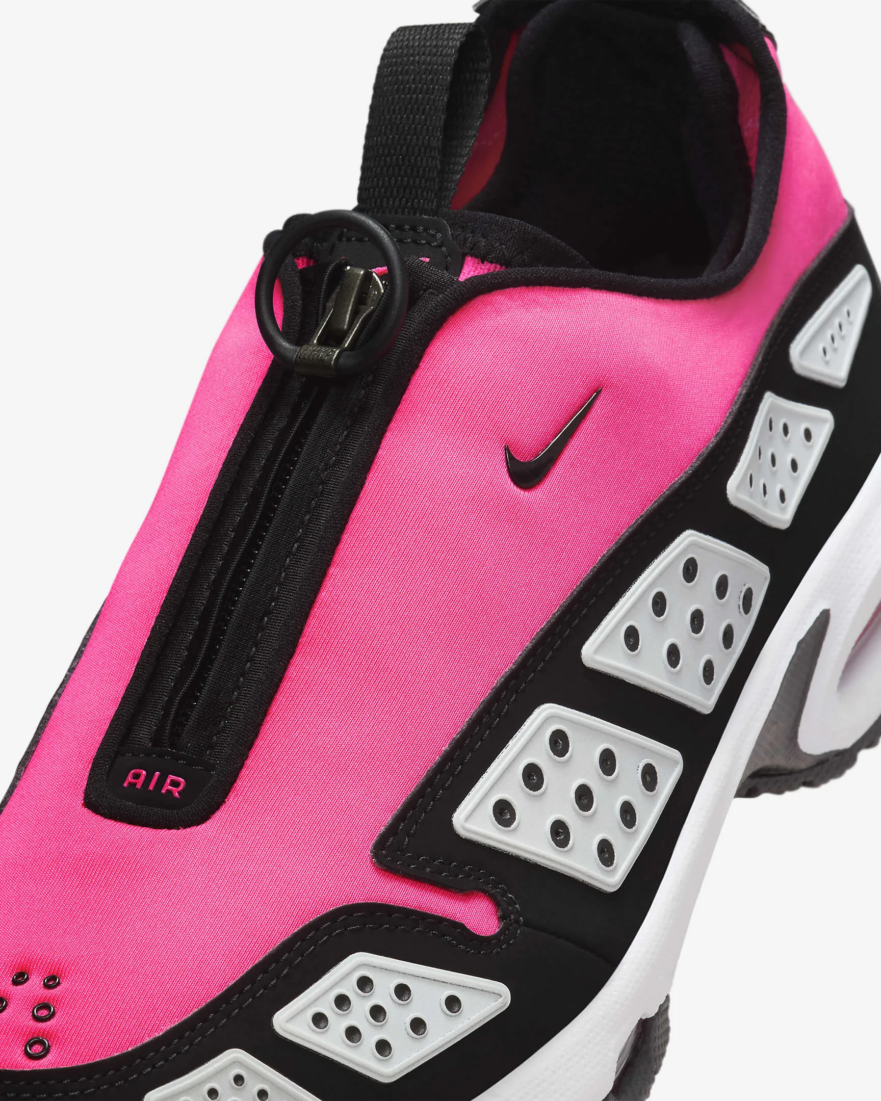 Nike Air Max SNDR Pink sneaker