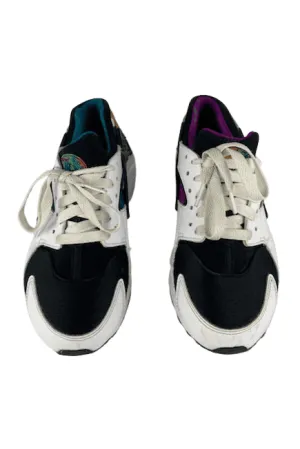 Nike girls multicolor sneakers size 5.5Y