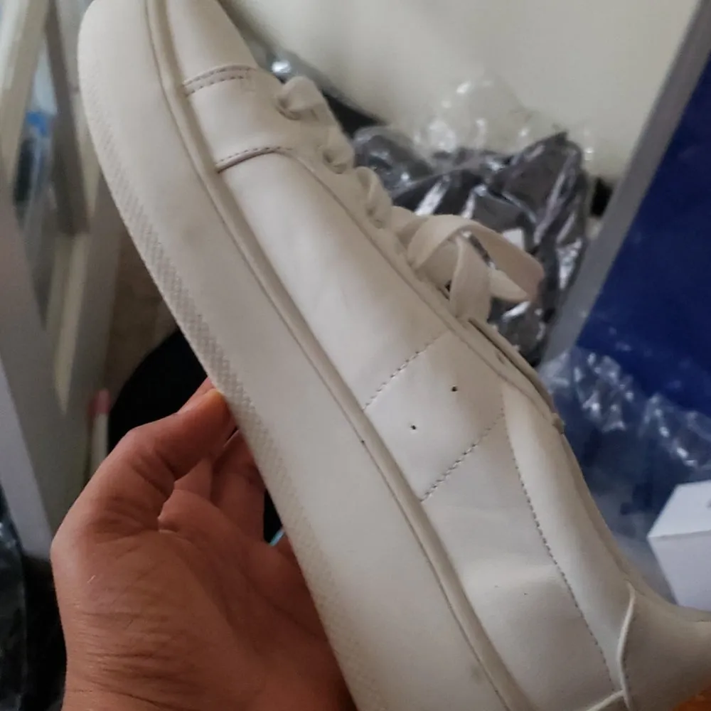 Sneakers Embroidered